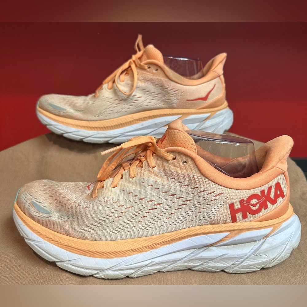 Hoka One One Clifton 8 Women’s Size 10B Shades of Orange, White & Green Shoes